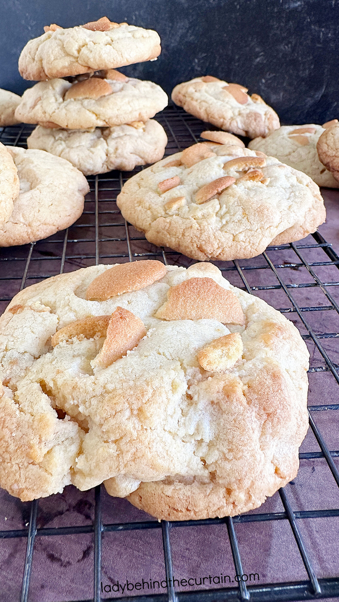 Large Gourmet Soft Banana Pudding Cookies