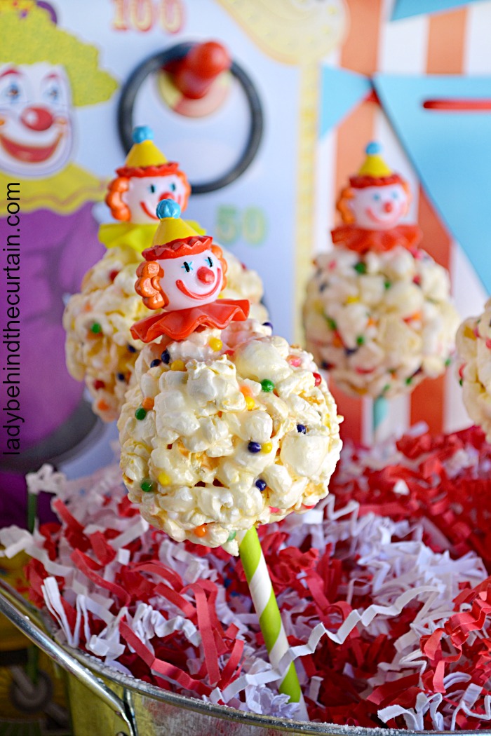 circus carnival dessert table | Circus party, Casino party invitations, Carnival  party