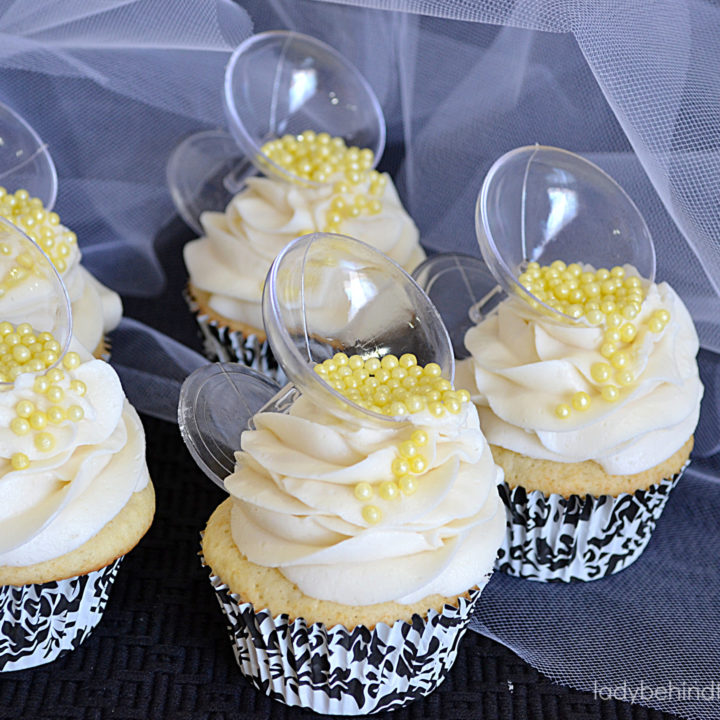 Champagne Cupcakes with Champagne Buttercream Frosting