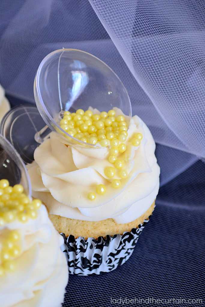 Champagne Cupcakes with Champagne Buttercream Frosting