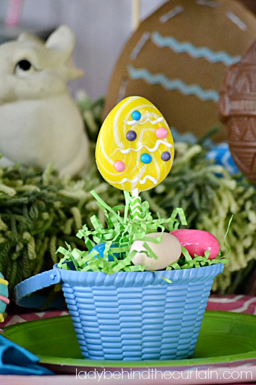 Chevron Easter Egg Hunt Kid's Party Table