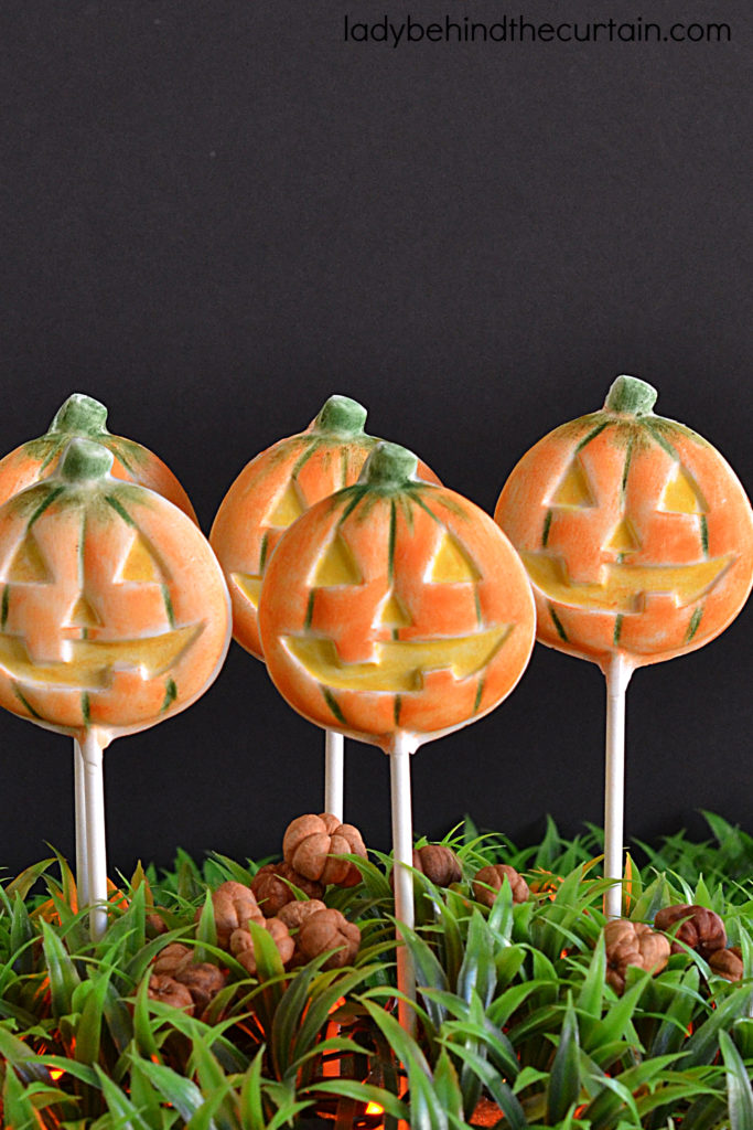 White Chocolate Jack-O-Lantern Pumpkin Pops