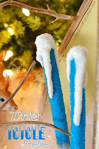 These Winter Icicle Pretzels would be awesome at a Frozen themed party. Display on your party dessert table or wrap up and hand out as party favors.