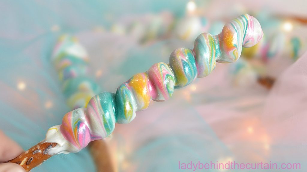 Unicorn Decorated Pretzels + Video