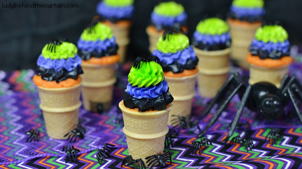 Mini Ice Cream Cone Cupcakes