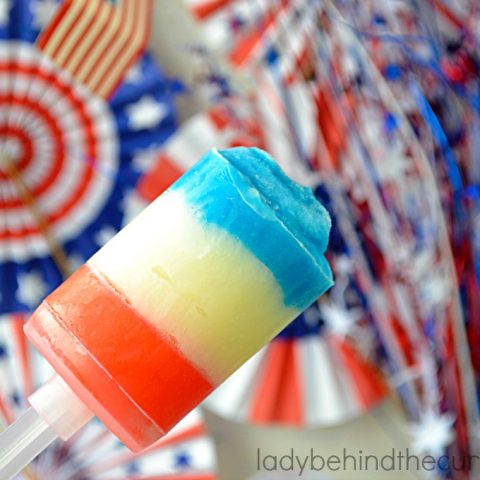 Patriotic White Chocolate Pudding Pops