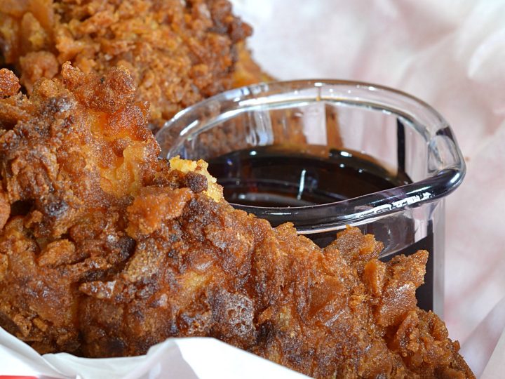 https://www.ladybehindthecurtain.com/wp-content/uploads/2020/02/Waffle-Cone-Fried-Chicken-Tenders-13-720x540.jpg