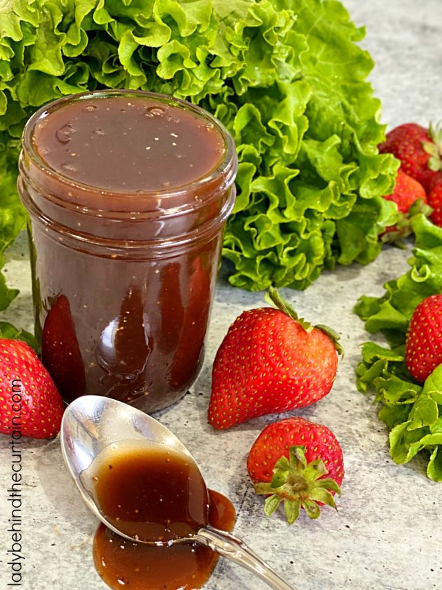 Homemade Strawberry Balsamic Vinaigrette