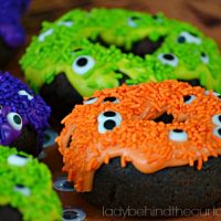 10 Minute Eye of Newt Halloween Donuts