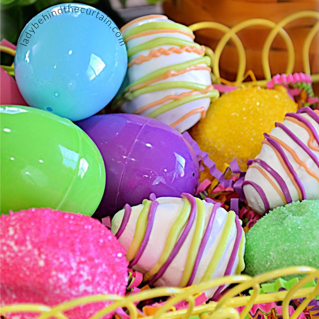 Easter Oreo Cookie Eggs