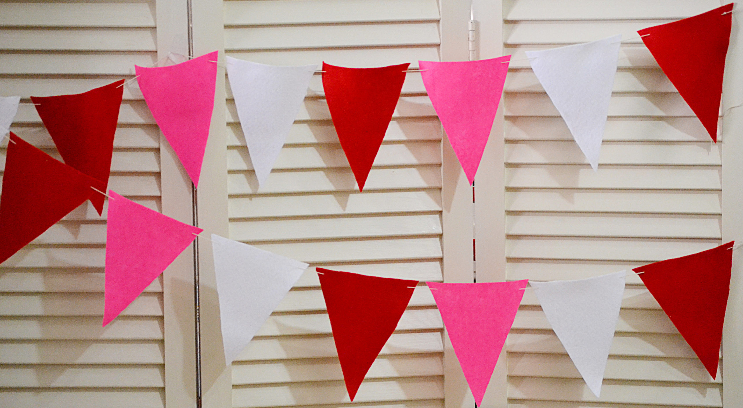 DIY Summertime Coastal Felt Garland Decoraration