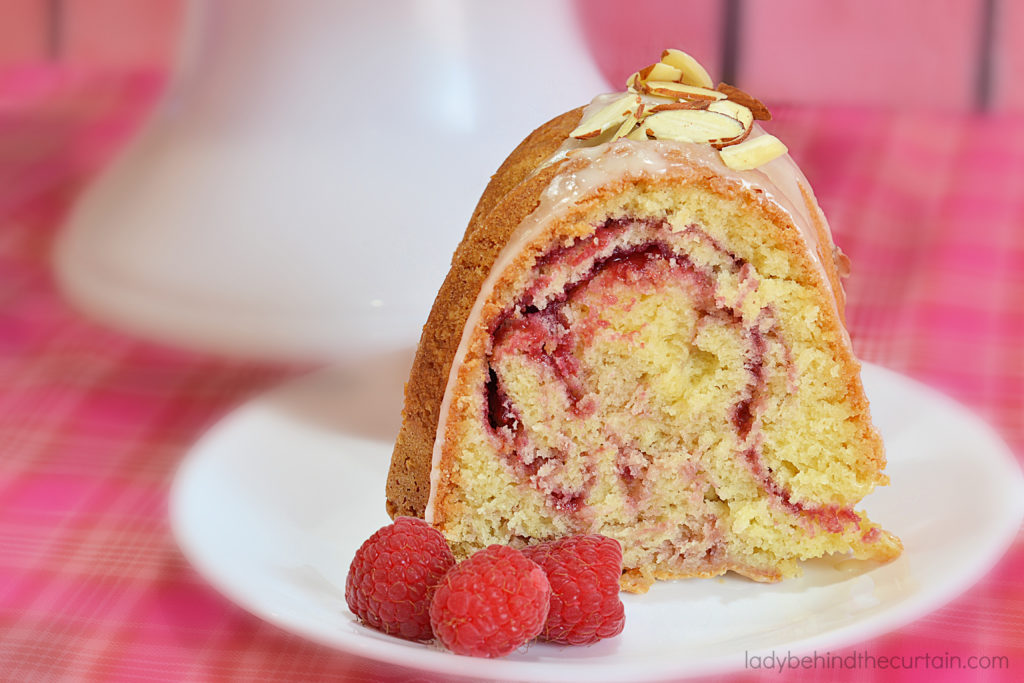 Raspberry-Swirl Mini Bundt Cakes Recipe