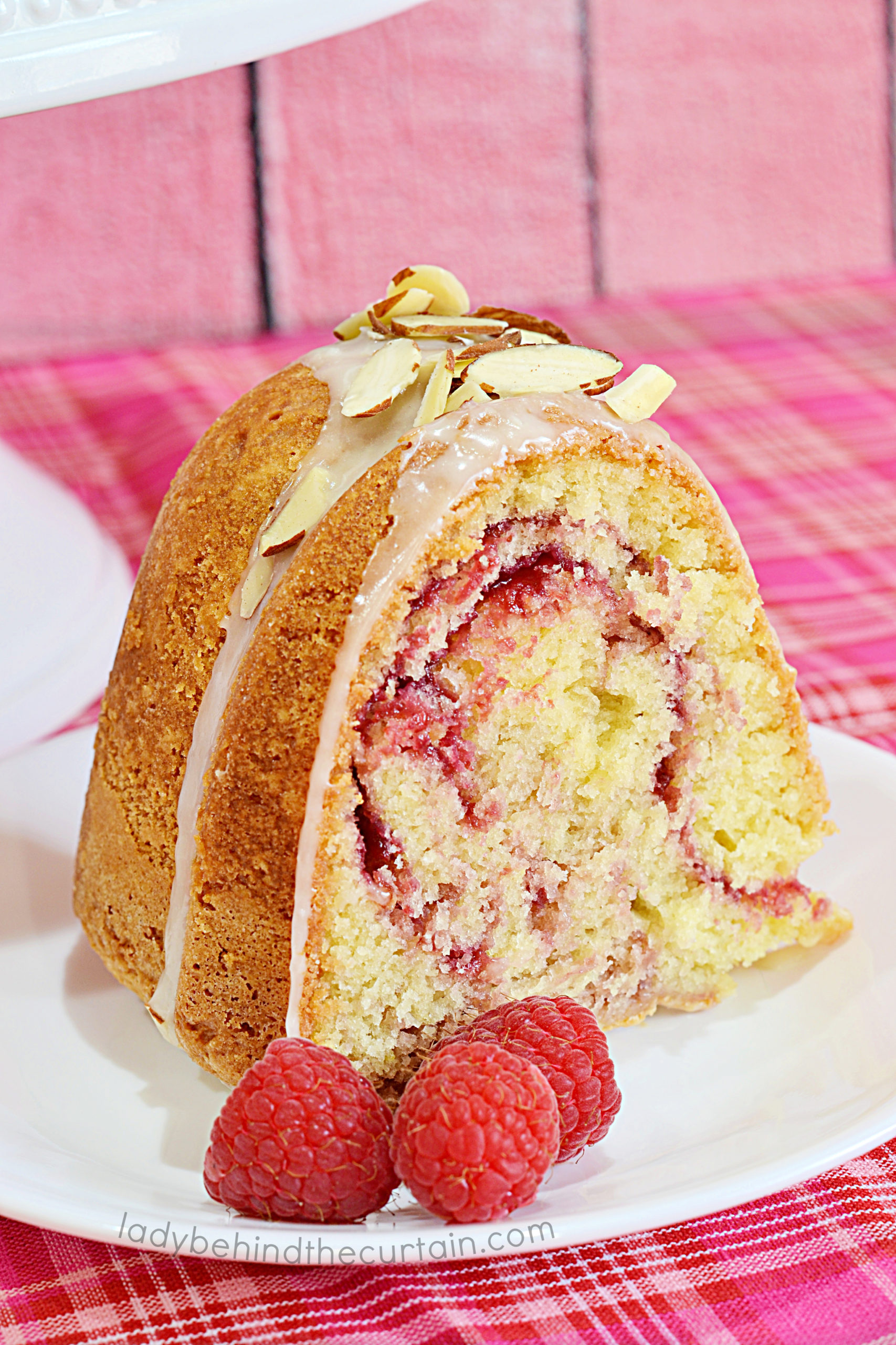 Matcha Raspberry Swirl Pound Cake | easygayoven | Recipe | Cake recipes, Raspberry  swirl pound cake, Marble pound cakes