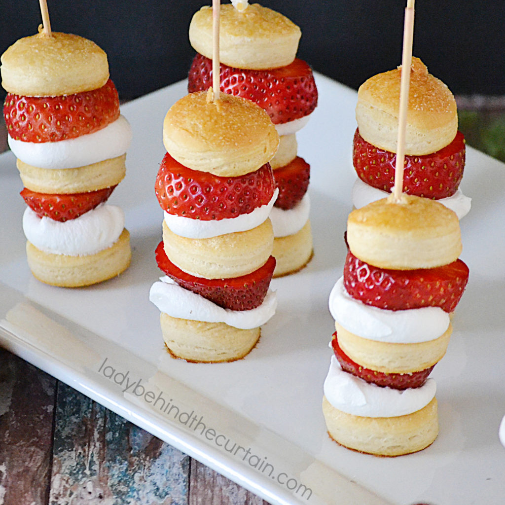 GAME DAY PARTY FOOD, EASY APPETIZERS, NO BAKE DESSERT