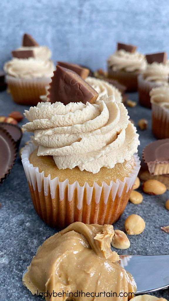 Peanut Butter Cup Cupcakes