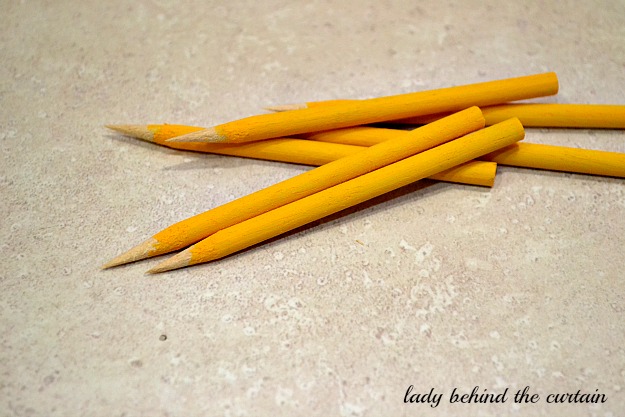 DIY Mini (Game Night) Pencils