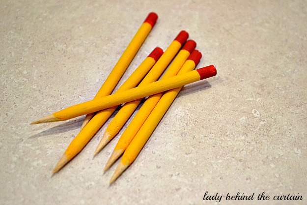 DIY Mini (Game Night) Pencils