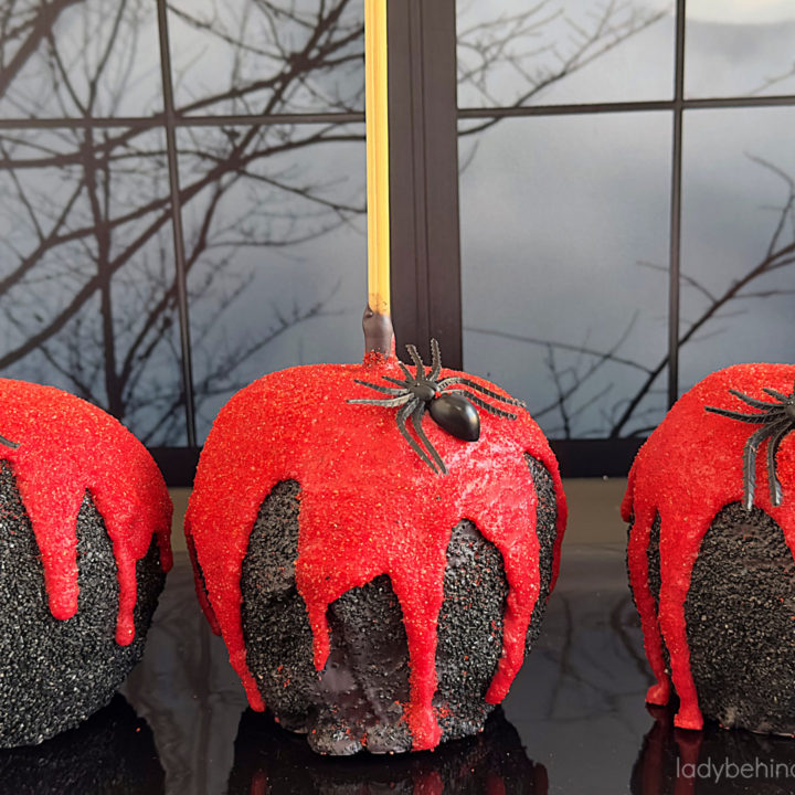 Black Widow Carmel Apples