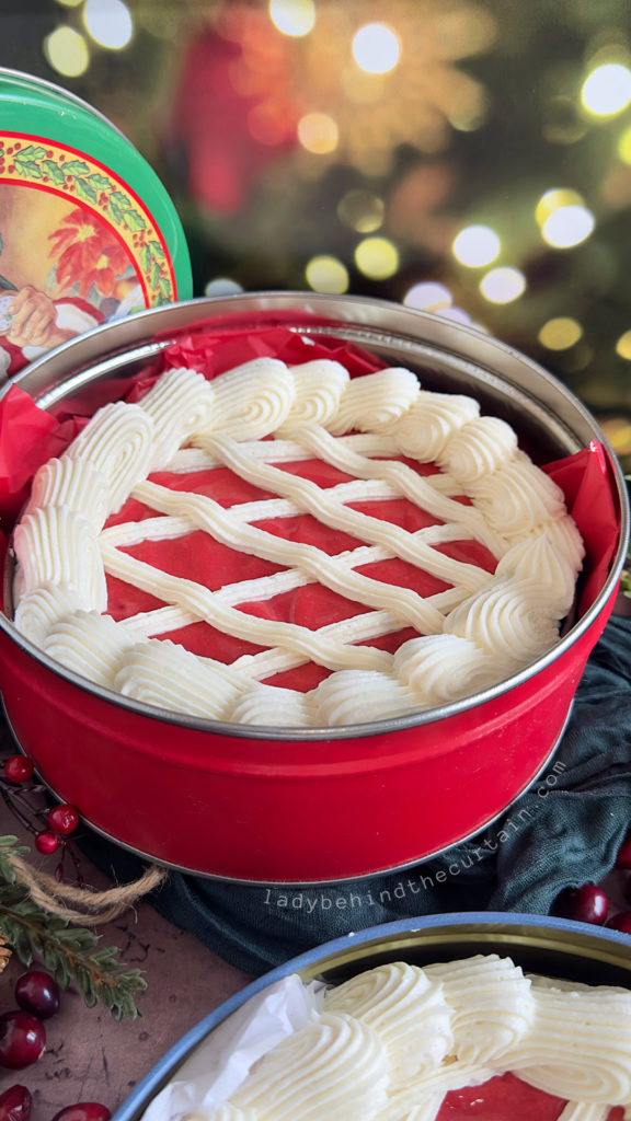 Christmas Cookie Tin Cakes