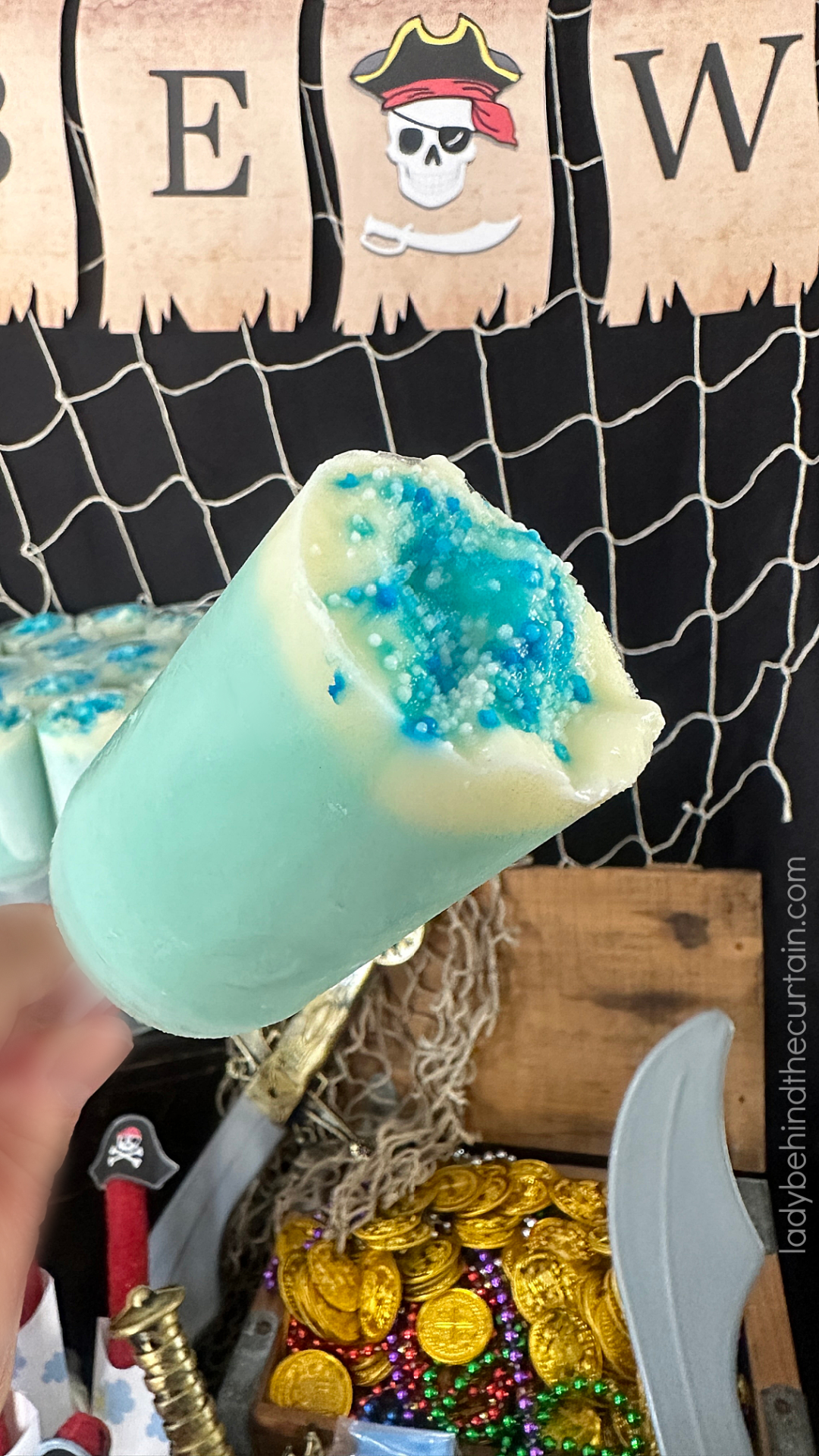 Ocean Water White Chocolate Pudding Pops