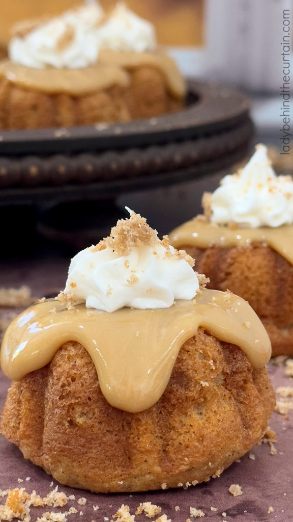 Semi Homemade Mini Bundt Spice Cakes