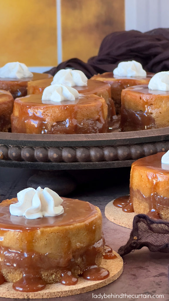 Mini Caramel Apple Pie Cheesecakes