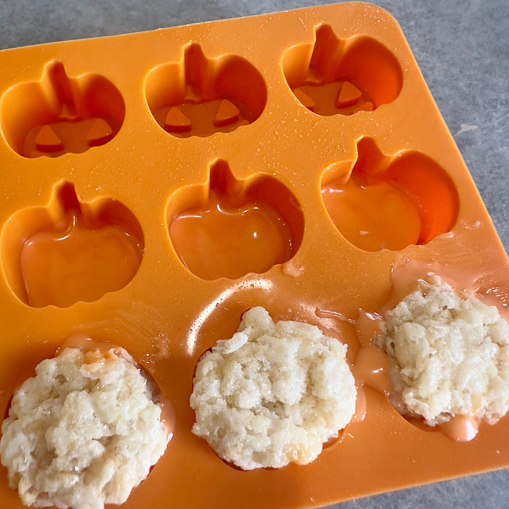 Rice Kripsy Treats Jack-O-Lanterns