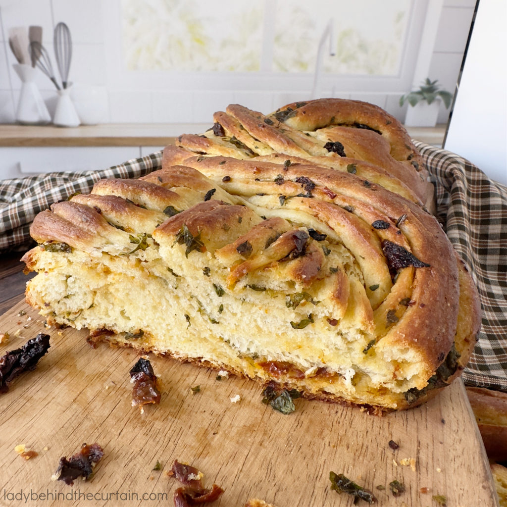 Garlic and Herb Swirl Bread