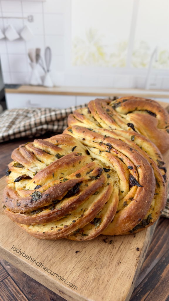 Garlic and Herb Swirl Bread